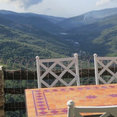 offene Terrasse oben